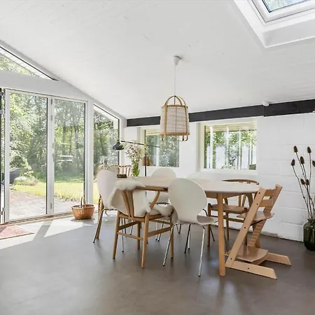 Tv1529-jerup-blabaervej-3 펜션